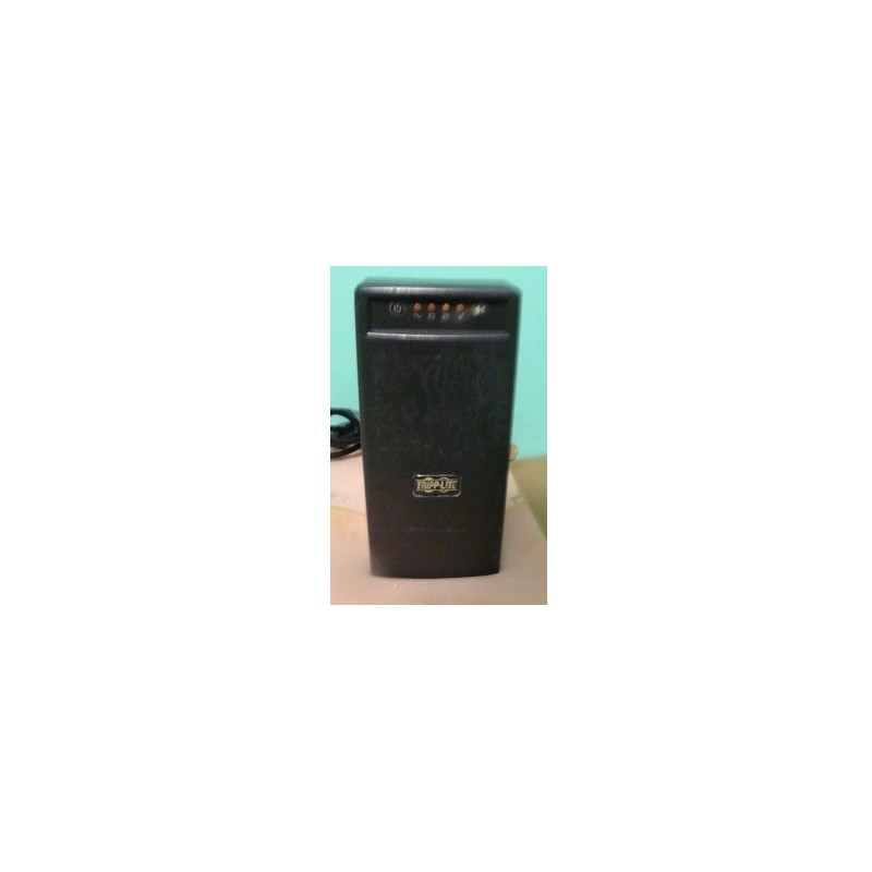 TRIPPLITE SMART 750USB TRIPPLITE SMART 750USB