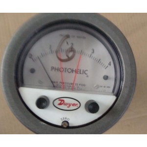 DWYER PHOTOHELIC 0-4 PRESSURE SWITCH, MAX PRESSURE 25 PSI