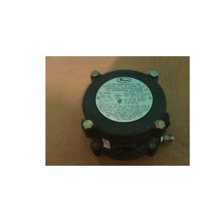 DWYER PRESSURE SWITCH 1950