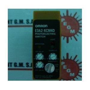 OMRON E3A2-XCM4D PHOTO SWITCH
