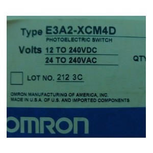 OMRON E3A2-XCM4D PHOTO SWITCH