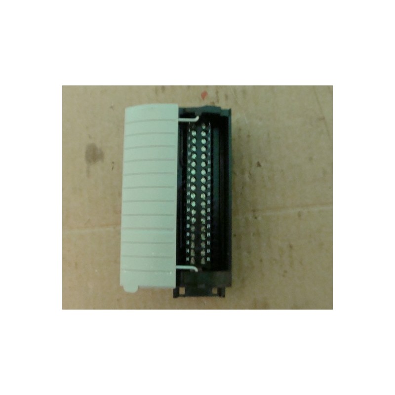 ALLEN BRADLEY PLUG AND STANDARD COVER TBCH-A 0625 ALLEN BRADLEY PLUG AND STANDARD COVER TBCH-A 0625
