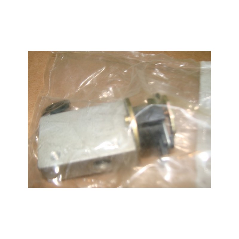 BOSCH 0820404025 BOSCH 0820404025