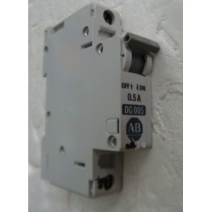 ALLEN BRADLEY 1492-CB1-DG005