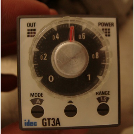 IDEC TIMER GT3A