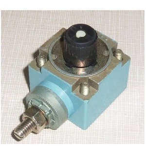 TELEMECANIQUE ZCK-E05 LIMIT SWITCH HEAD LEVER ARM
