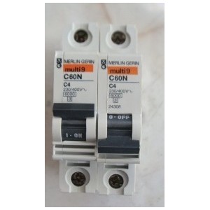 MERLIN GERIN C60N-C4 CIRCUIT BREAKER 4AMP 2POLE 400V