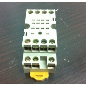 OMRON PYF-14A-N RELAY SOCKET