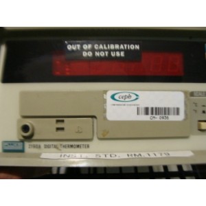 FLUKE 2190A DIGITAL THERMOMETER