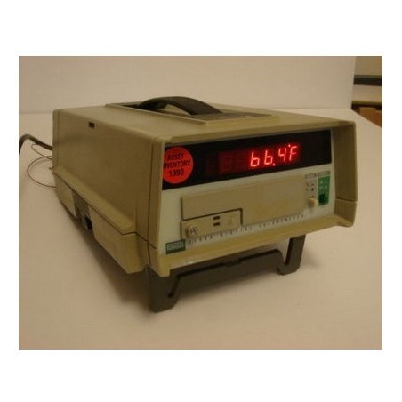 FLUKE 2190A DIGITAL THERMOMETER