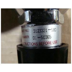 PRAXAIR GAS REGULATOR