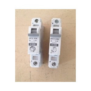 ALLEN BRADLEY 1492-CB1 H 050 5A 1/2 HP
