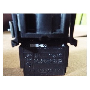 ALLEN BRADLEY WHITE ILUMINATED PUSH BUTTON 800 E-4D0