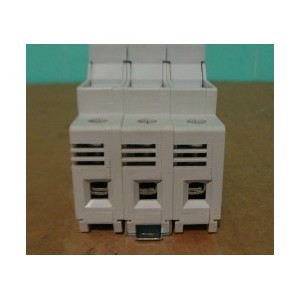 SIEMENS CILINDRICAL FUSE HOLDER 3 POLE 3NW7-031