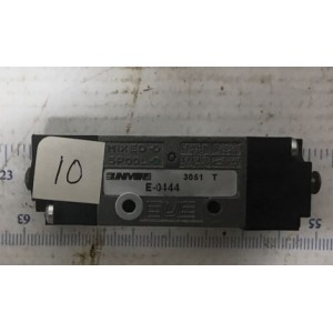UNIVER E-0444