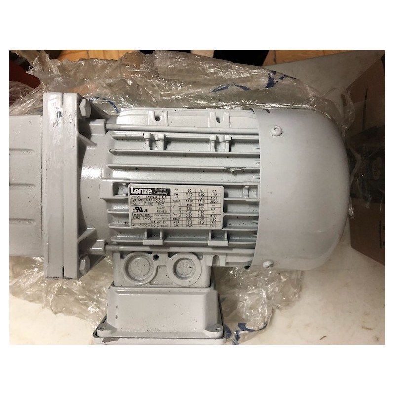 LENZE AC MOTOR MDEMA1M080-32 WITH GEAR BOX IP 55 LENZE AC MOTOR MDEMA1M080-32 WITH GEAR BOX IP 55