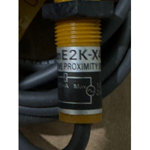 OMRON  SWITCH E2K-X4MY1