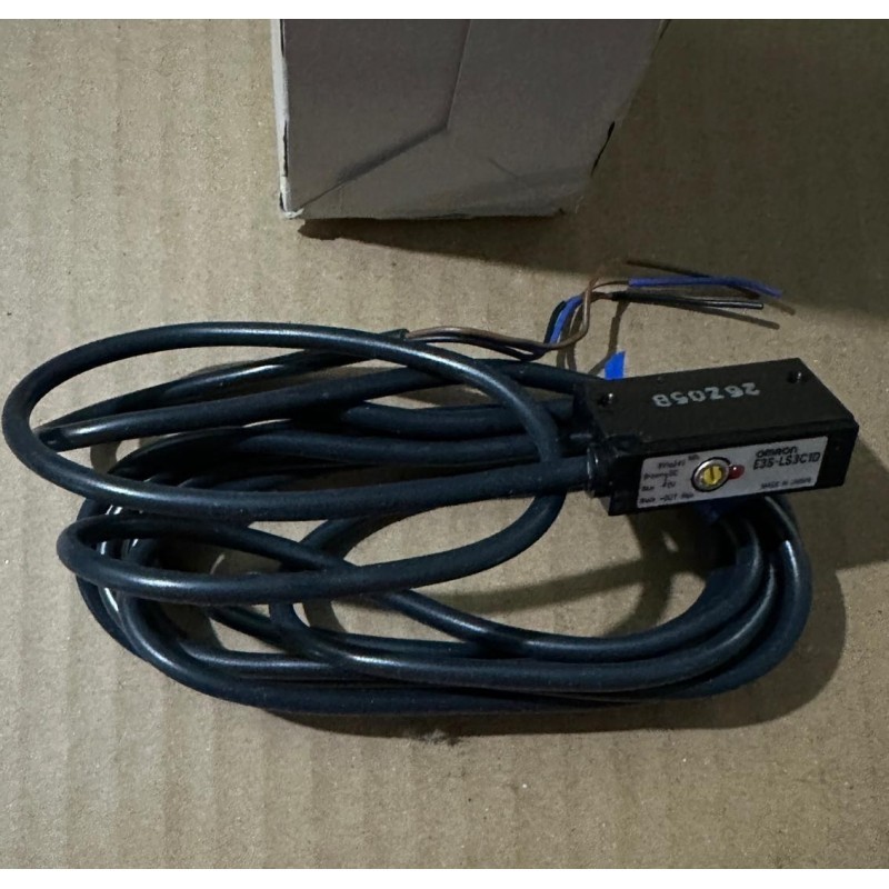 OMRON PHOTOELECTRIC BEAM SENSOR OMRON PHOTOELECTRIC BEAM SENSOR