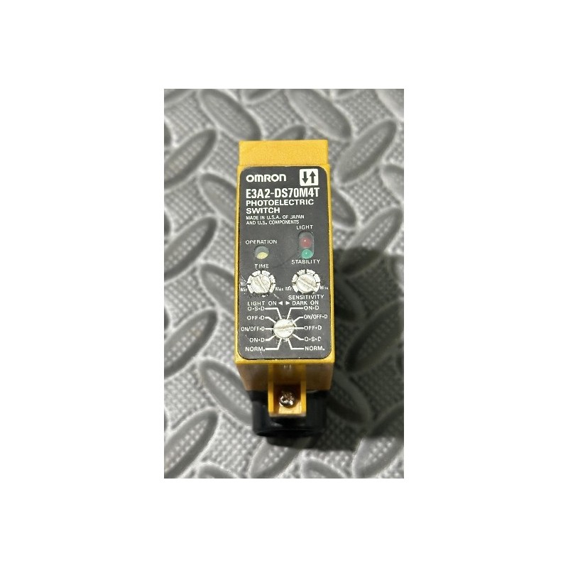 Omron E3A2-DS70M4T Omron E3A2-DS70M4T