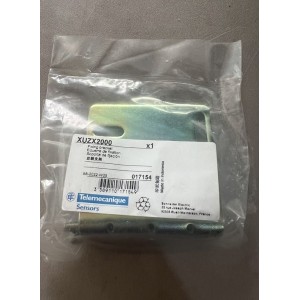 Telemecanique XUZX2000 Metal Fixing Bracket for XUX Photoelectric Sensors
