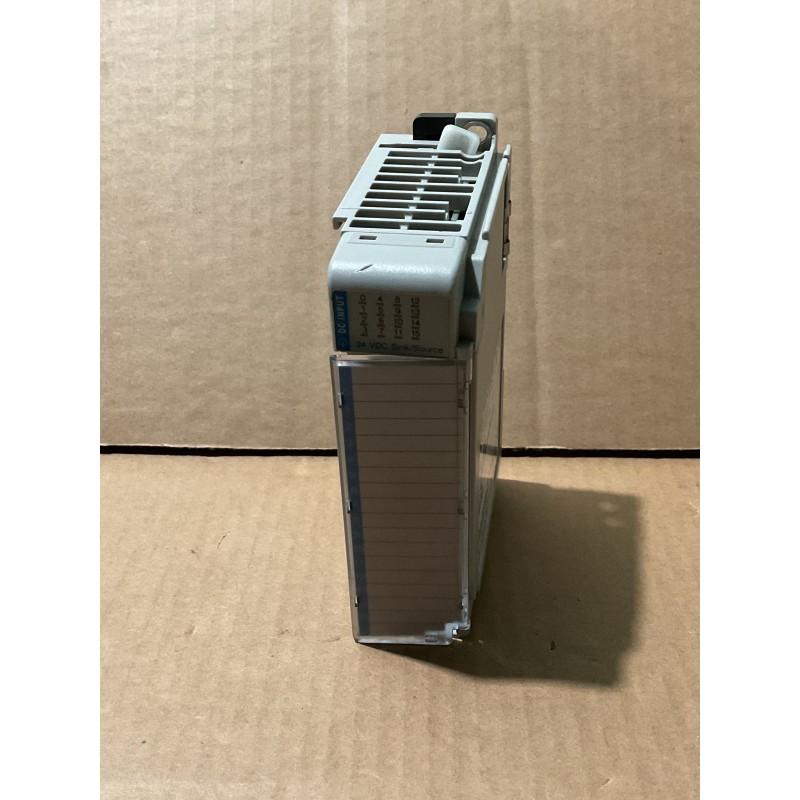Allen-Bradley 1769-IQ16 Compact I/O 16-Point 24V DC Input Module Allen-Bradley 1769-IQ16 Compact I/O 16-Point 24V DC Input Module