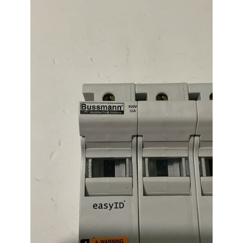 Bussmann CH30J3 3-Pole Modular Fuse Holder – 30A 600V AC/DC Bussmann CH30J3 3-Pole Modular Fuse Holder – 30A 600V AC/DC