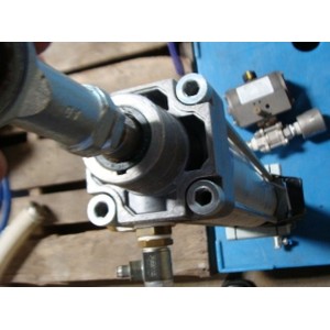 FESTO DNGZK-63-600-PPV-A Rodless Air Cylinder