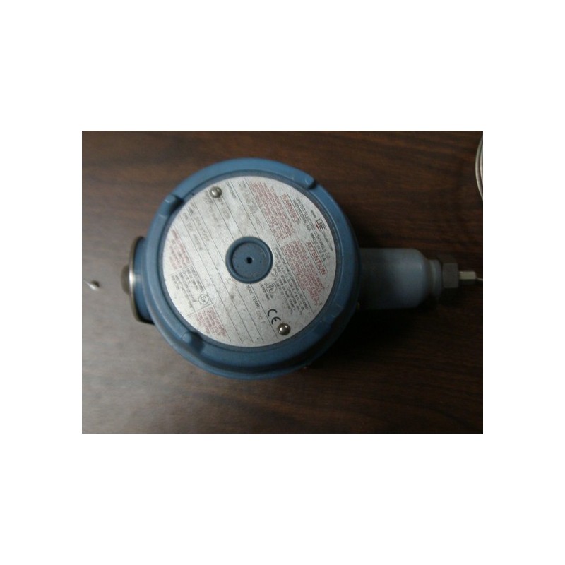 UNITED ELECTRIC E121-8BS TEMPERATURE CONTROL 350 UNITED ELECTRIC E121-8BS TEMPERATURE CONTROL 350