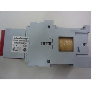 ALLEN BRADLEY COMPLE DEVICE 700S-CF440ZJC