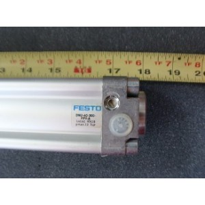 FESTO DNU-40-300-PPV-A PNEUMATIC CYLINDER 12BAR