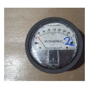 DWYER MAGNEHELIC GAUGE 15 PSIG 0-2